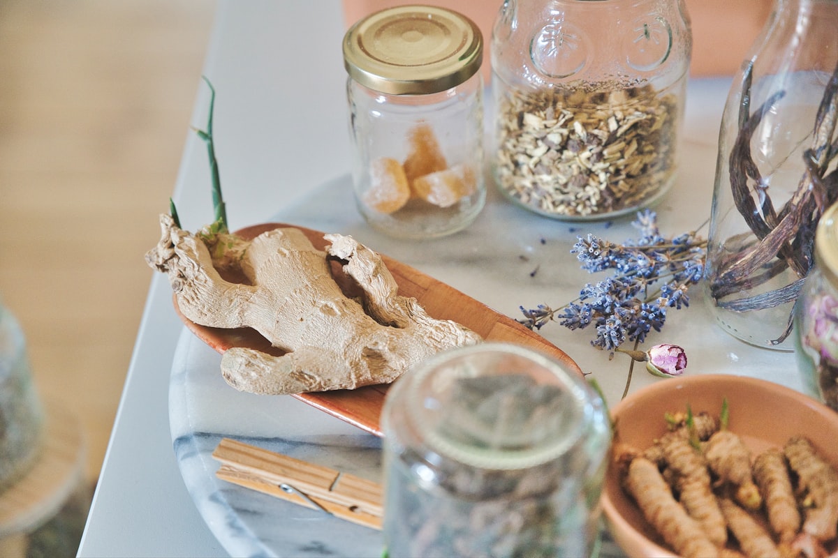 Plante medicinale din colecția Herbaltoxinremoval
